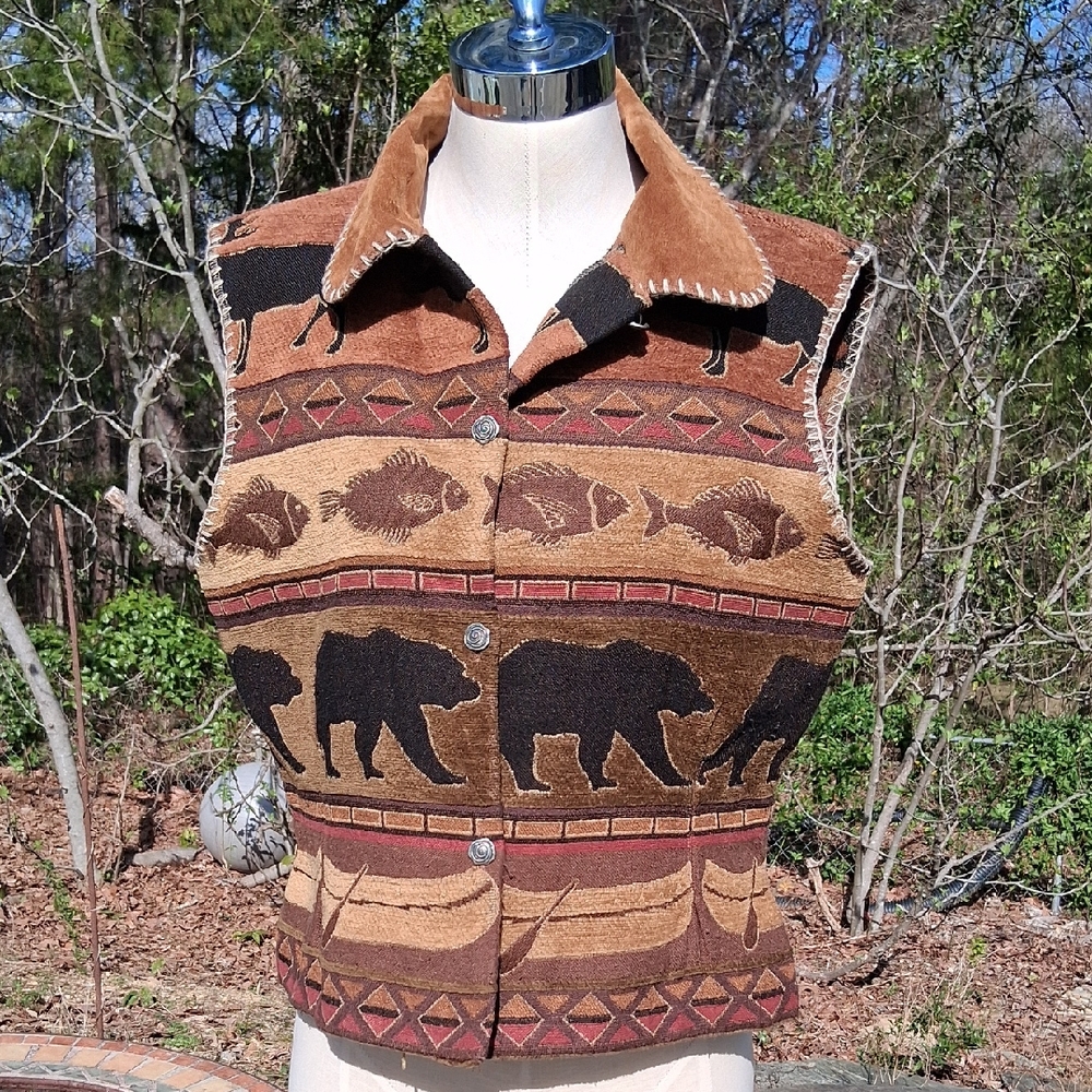 Vintage Deborah Murray tapestry vest, suede collar, bear & fish print, Sz L